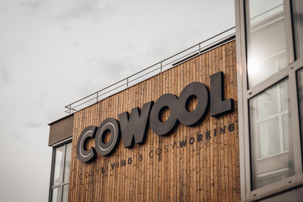 Cowool Cergy Aparthotel Exteriör bild