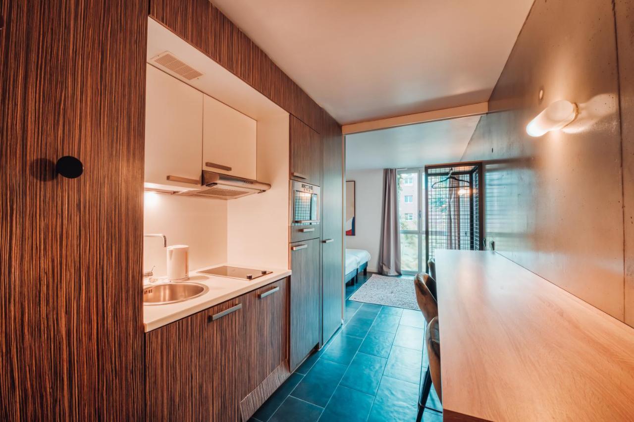 Cowool Cergy Aparthotel Exteriör bild