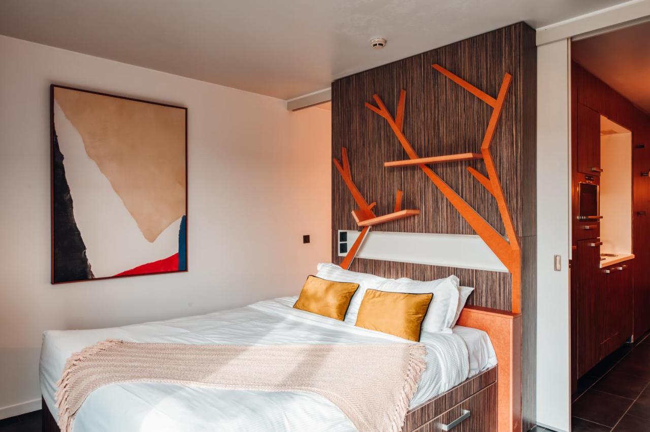 Cowool Cergy Aparthotel Exteriör bild